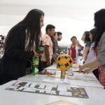 Estudiantes de Contabilidad participan en la Feria Científica.