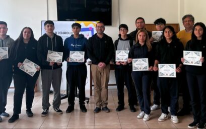 Estudiantes del Liceo Bicentenario Instituto Comercial de Linares revolucionan con innovadoras ideas de negocio en el CoWork C.I.E 2023.