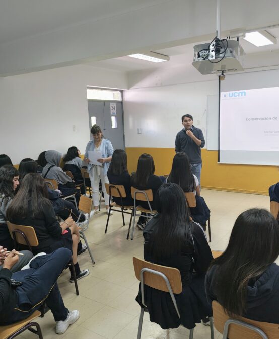 Charla Sobre Conservación de Aves Marinas.