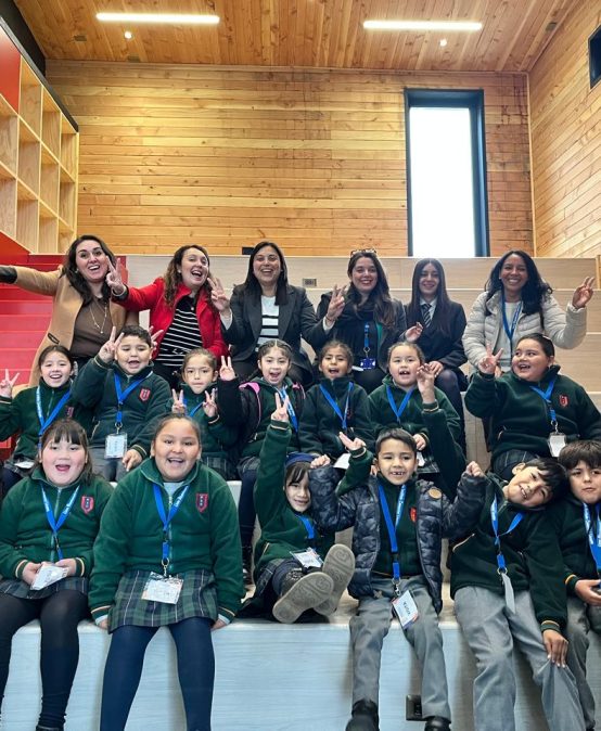 Pequeños Exploradores Visitan el Liceo