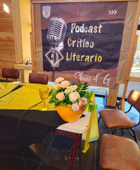 Podcast Literario: ¡potenciando el pensamiento crítico!